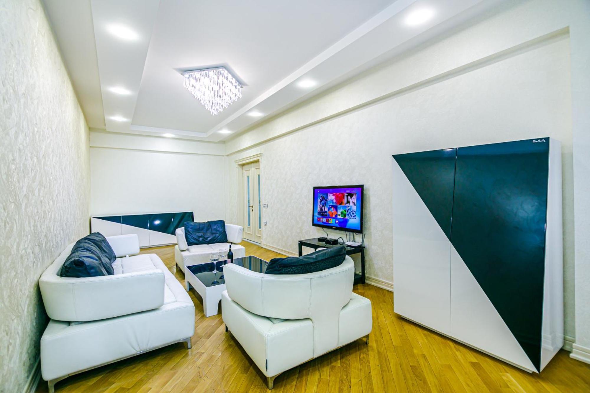Park Azure Vip Apartment By Baku Housing Экстерьер фото